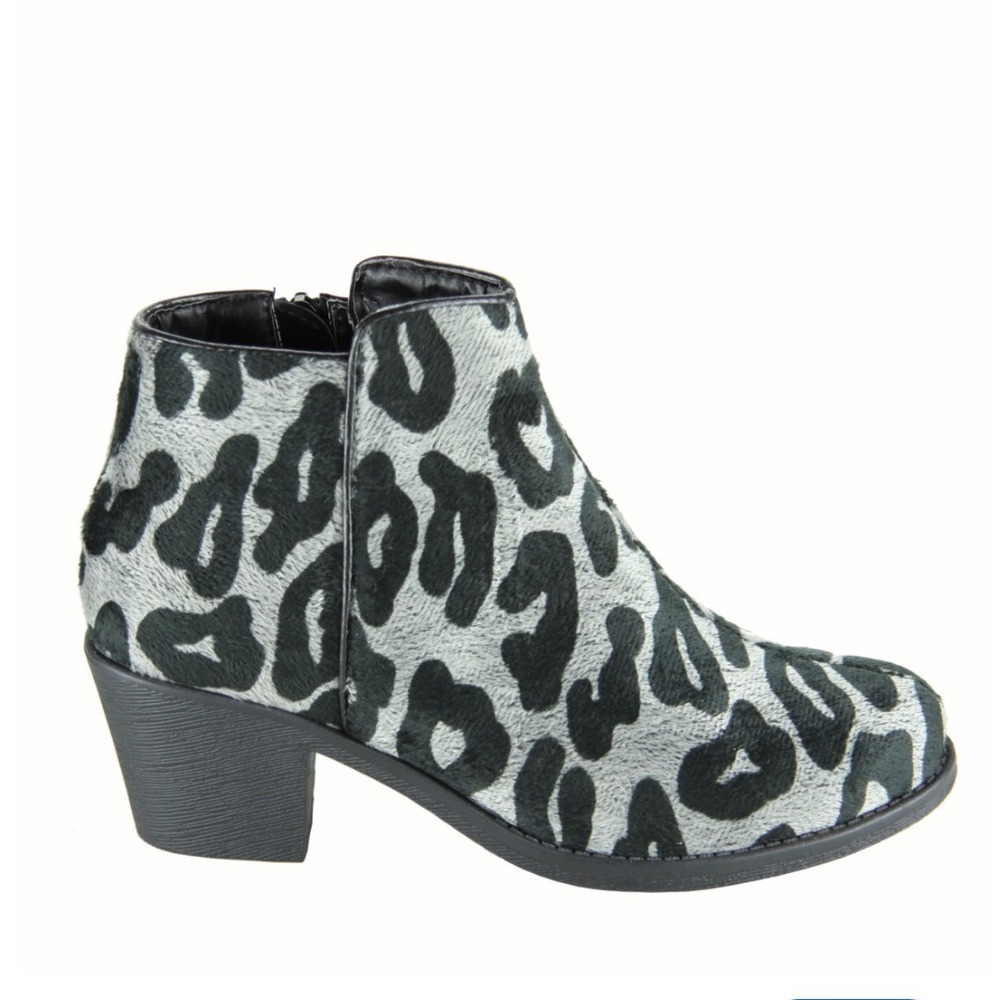 Dooballo Vintage Y2K Gray Leopard Print Faux Hair Ankle Boots Women's Size 11